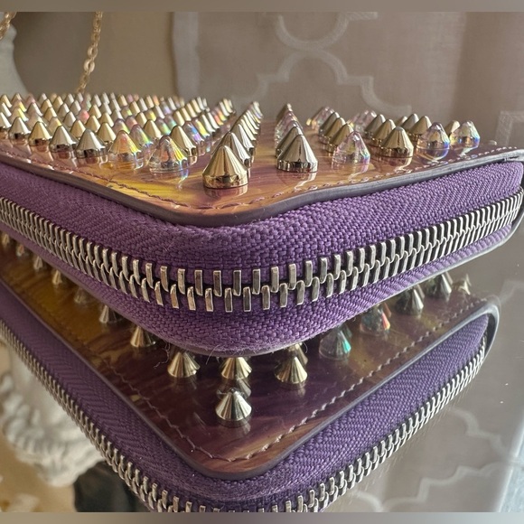 Rare color Christian Louboutin Spike studds Round zipper long wallet
Pre loved - Picture 4 of 15